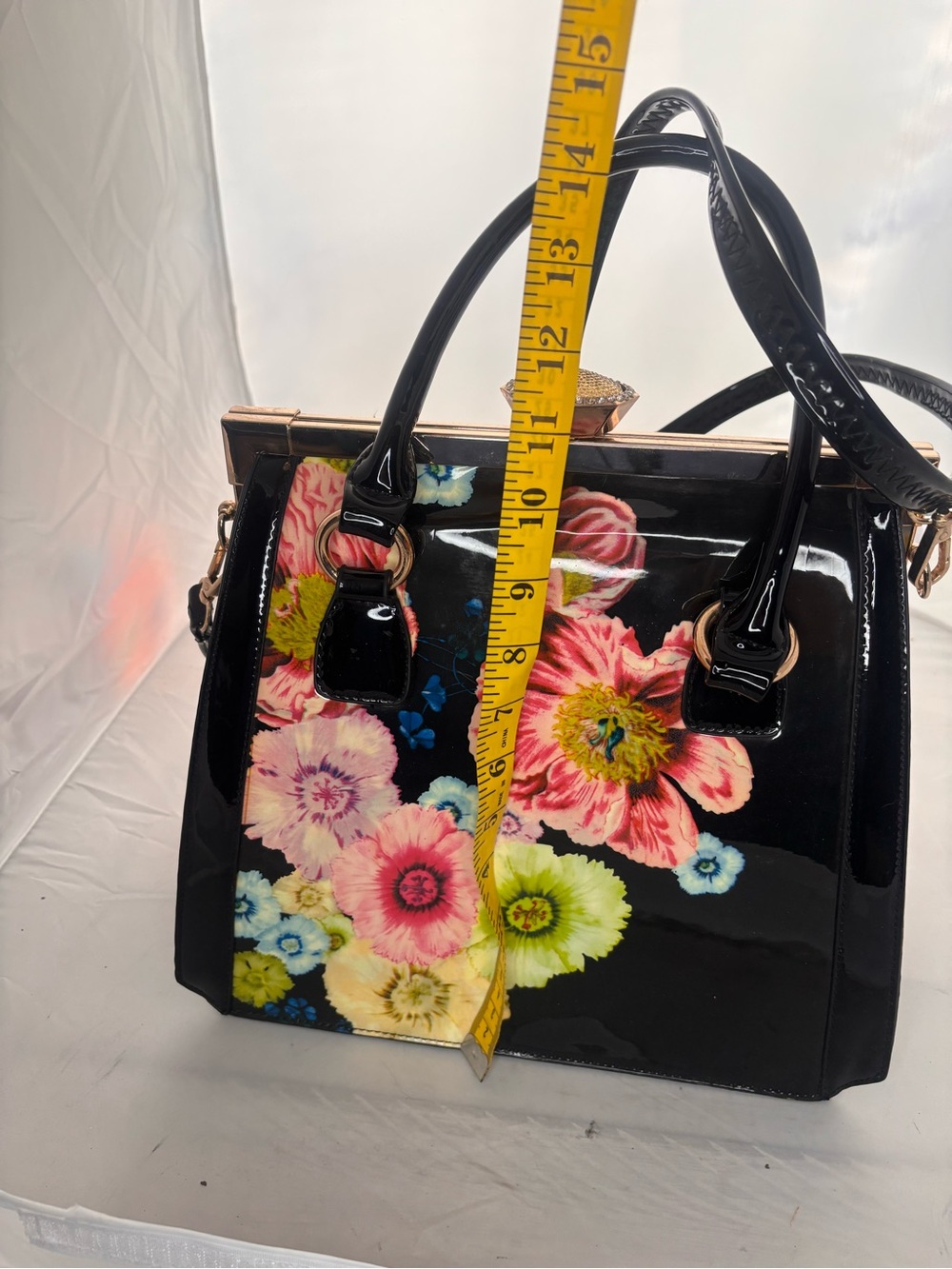 D’orcoa vegan Patent Floral Tote with Gold Accent Charm - Picture 15 of 15